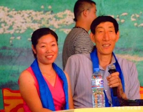 巨人鲍喜顺：与小28岁娇妻闪婚，57岁冒险生下一子，68岁想要二胎