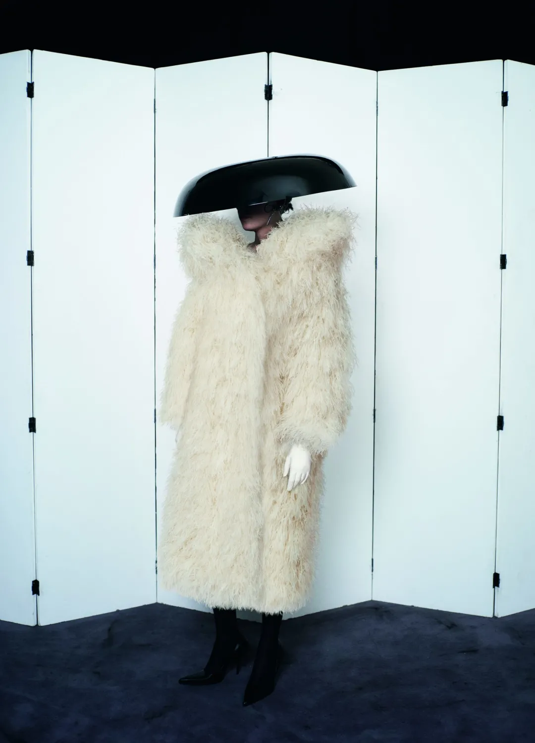 加拿大歌手贾斯汀·比伯再度出镜巴黎世家时尚大片
