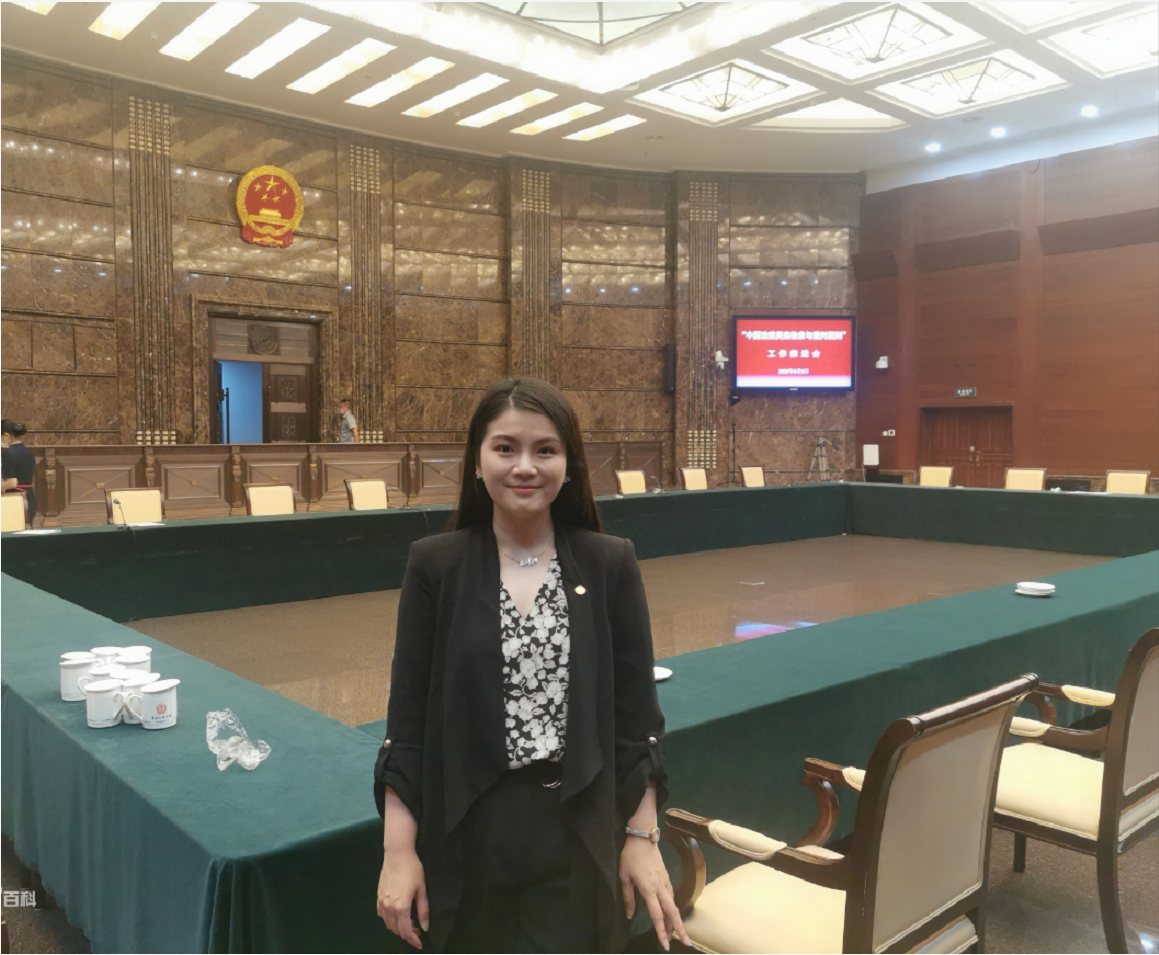 2014年，刺死校园霸凌者的15岁三好学生，出狱后梦想成为一名律师