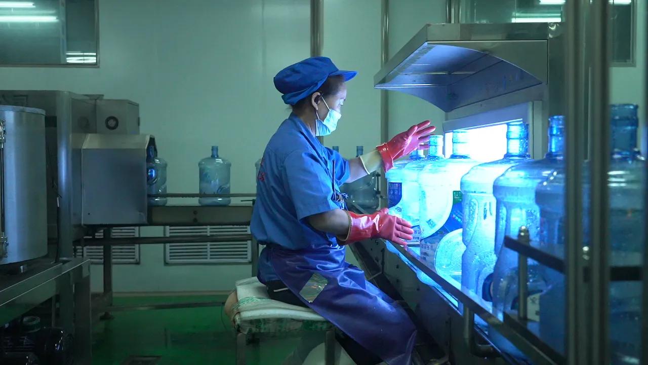 大青山好水敬献青城人 万盛昌水业忆往昔二十四载 不忘初心再创辉煌