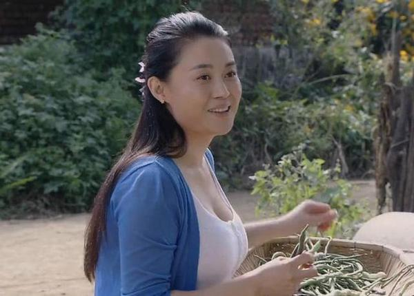 化妆师关婷娜：从未拜师赵本山，他是我的“伯乐”，不是我的男友