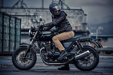 现在考摩托车驾照的都是些什么人？需要注意哪些细节？