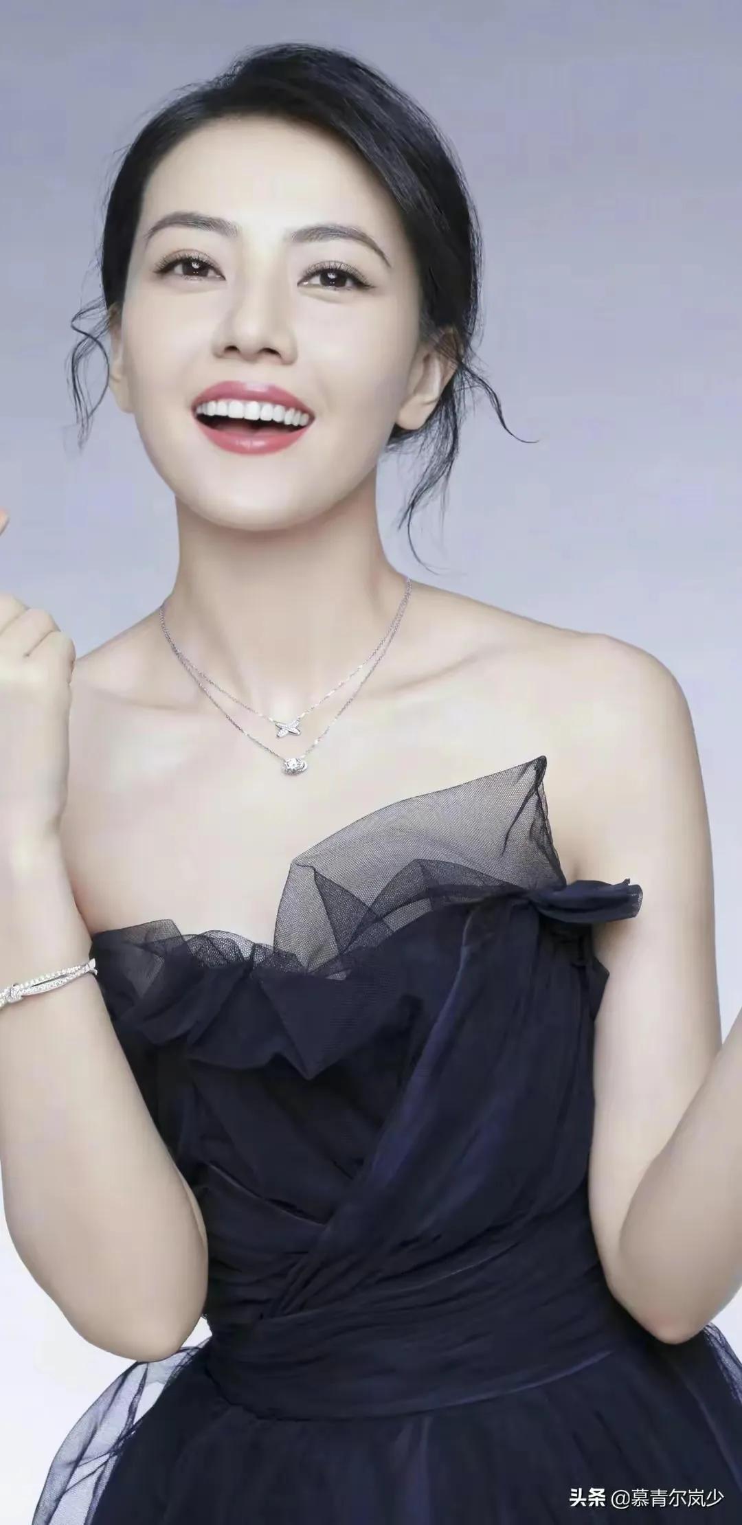 美图分享之高圆圆，端庄典雅，气质高贵，太美了