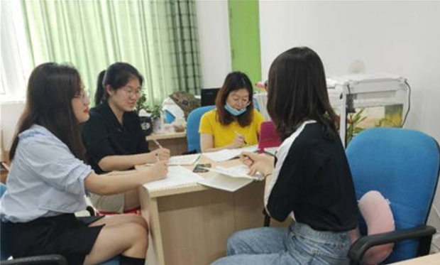 “铁饭碗”要保不住了？这些教师恐怕要面临失业，家长叫好声不断