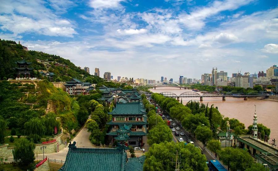 标题含有兰州的古诗词，共13首