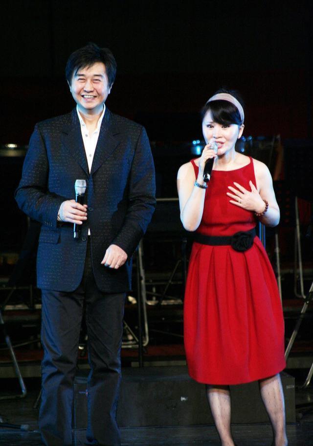 25年过去了，凭《知心爱人》走红的付笛声，和任静怎么样了？