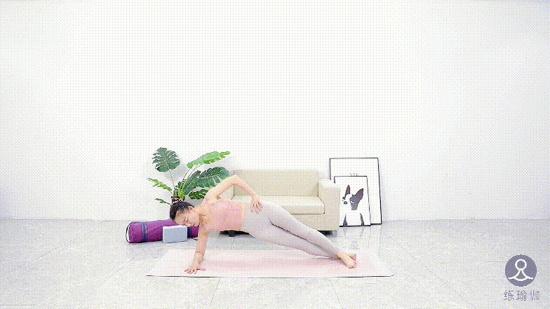 女大十八变！李小璐晒与甜馨合照，网友：云朵和我的云馨，好美