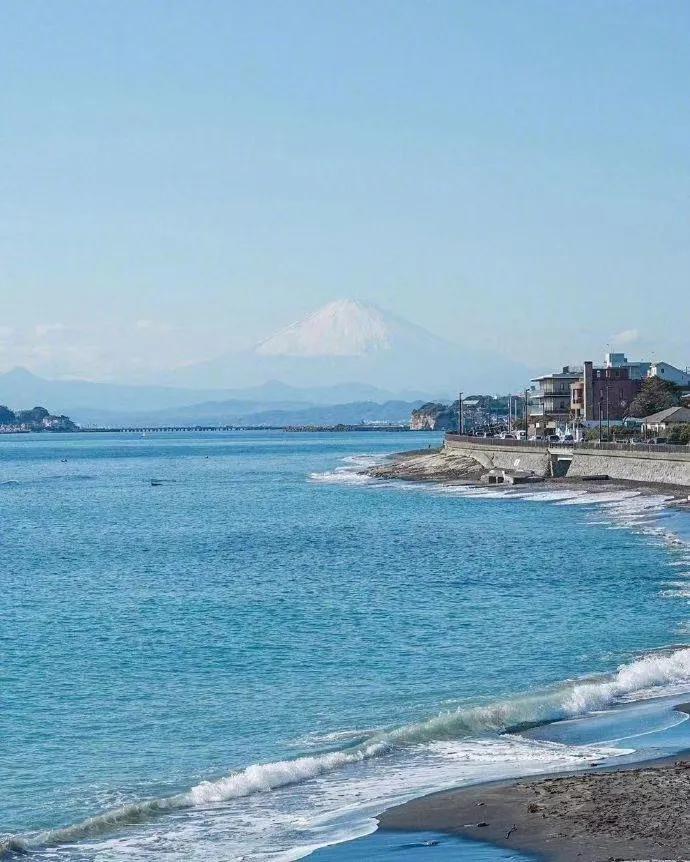 年少不知父母恩，半生糊涂半生人