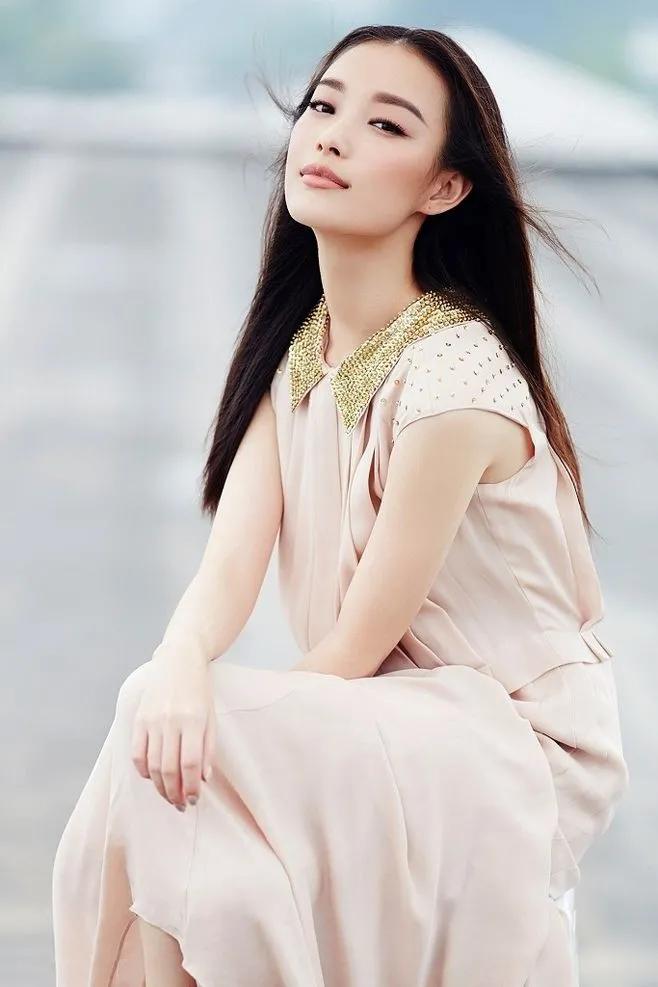 倪妮惊艳写真照