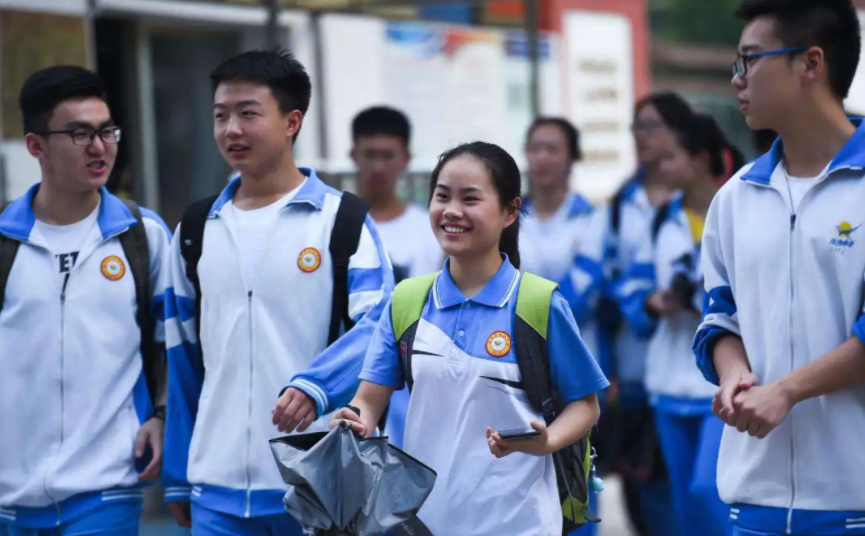 国内双非高校排行榜已更新，深大无缘榜首，南工叫人眼前一亮