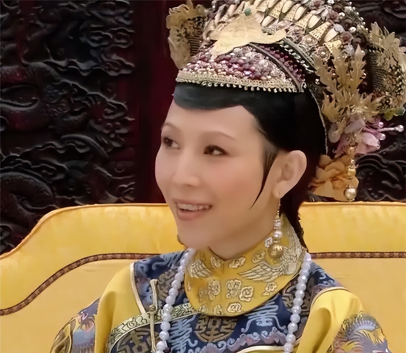 甄嬛传：难怪祺贵人会死得那么惨，看她爹和皇后都干了些啥事？