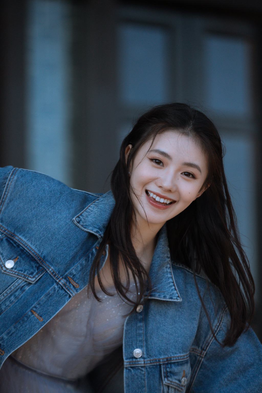 林允领衔95后、00后女演员票房总成绩第一名，前十名还有谁呢