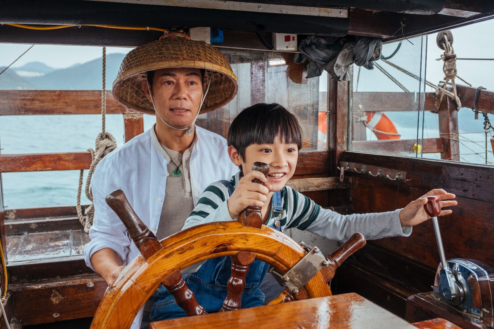 一样的天空｜张兆辉与胡鸿钧演父子大吵一场