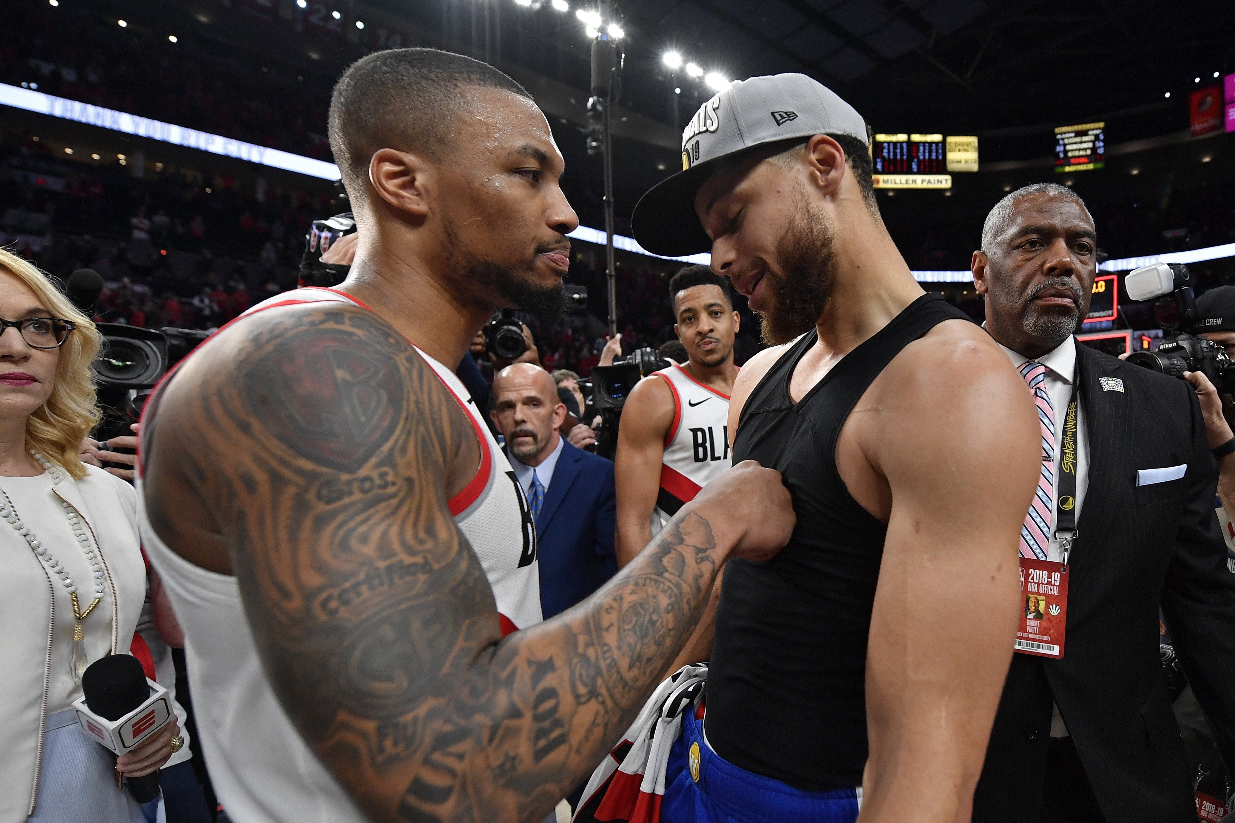 球星nba有哪些(NBA历史75大球星，今年连全明星都要进不去了？这真是一种讽刺啊)