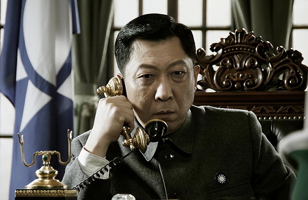 “爸爸专业户”韩童生：放弃铁饭碗当演员，与妻子恩爱多年很幸福