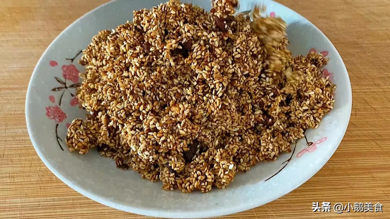 多吃芝麻好处多，教你懒人做法，做一次吃一月，简单营养又解馋