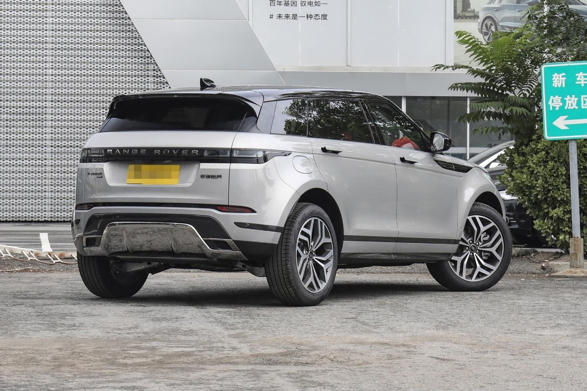 邻居花35万全款提路虎SUV，开了4个月，跟我吐槽几个优缺点
