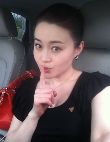 化妆师关婷娜：从未拜师赵本山，他是我的“伯乐”，不是我的男友