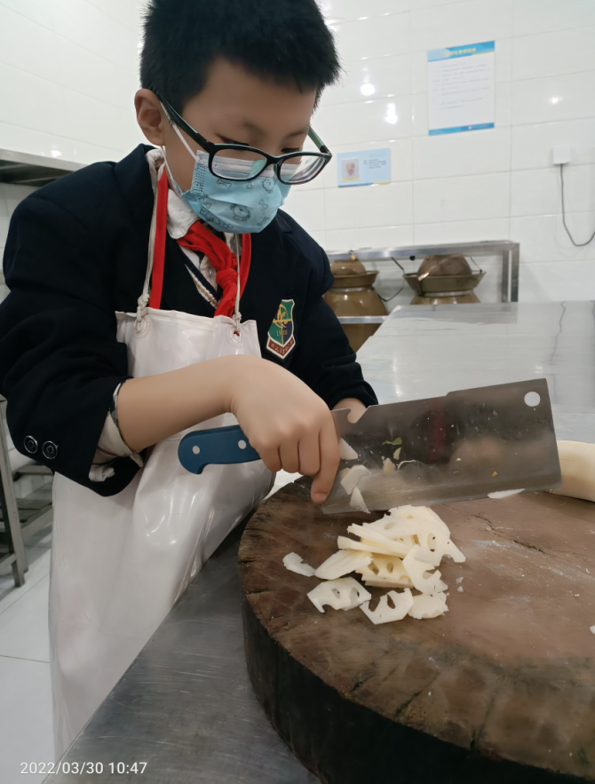成都市双流区棠湖小学丨把“爱劳动”的奖章颁给棠小娃