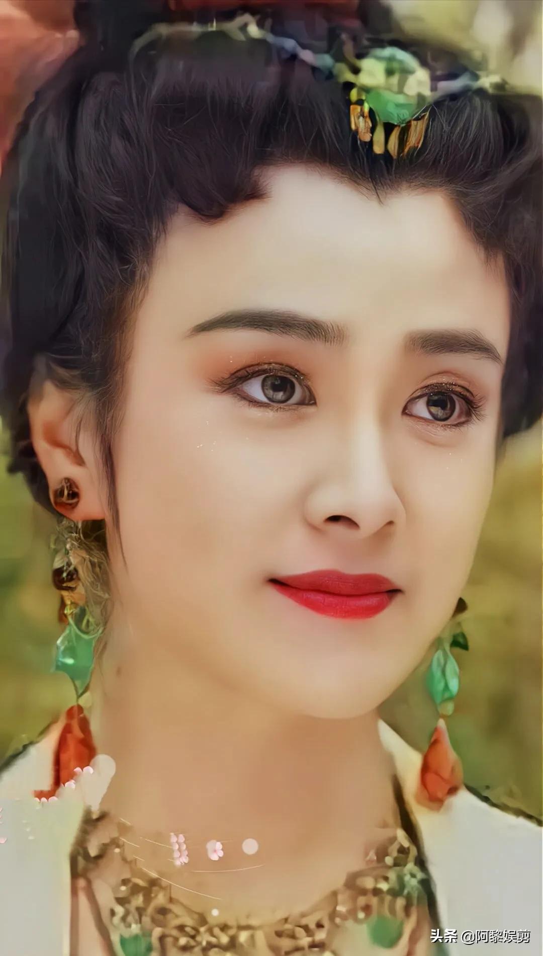 傅艺伟年轻的时候真是风华绝代