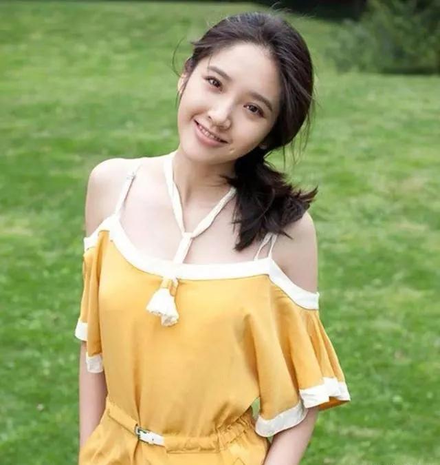 明星老照片与他们原来的名字不一样