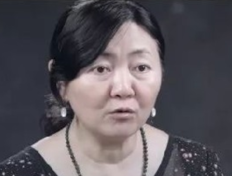 1992年保姆偷走雇主儿子，养了26年后想归还，亲母怒怼：甩包袱