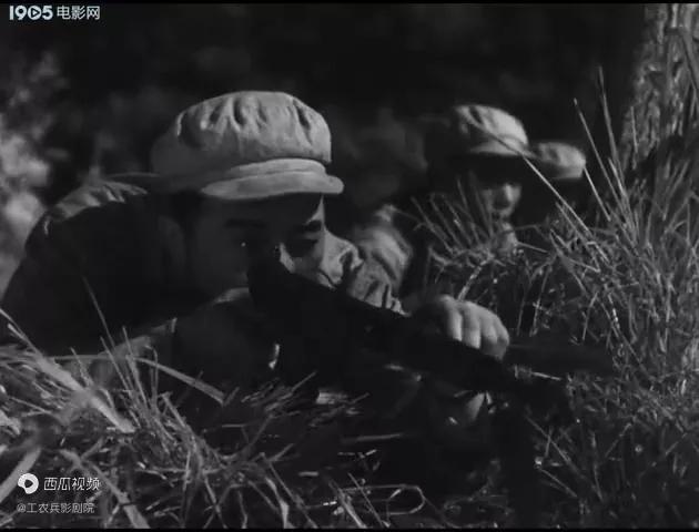 有关各部解放战争时期的电影服装点评