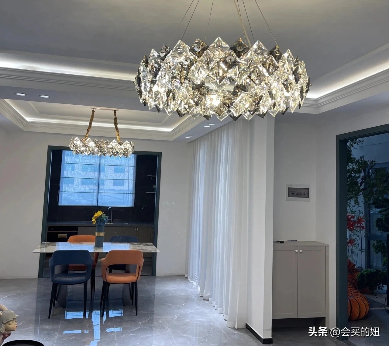 中小户型客厅装修避坑12条！照着做，小客厅也能显大气显格调
