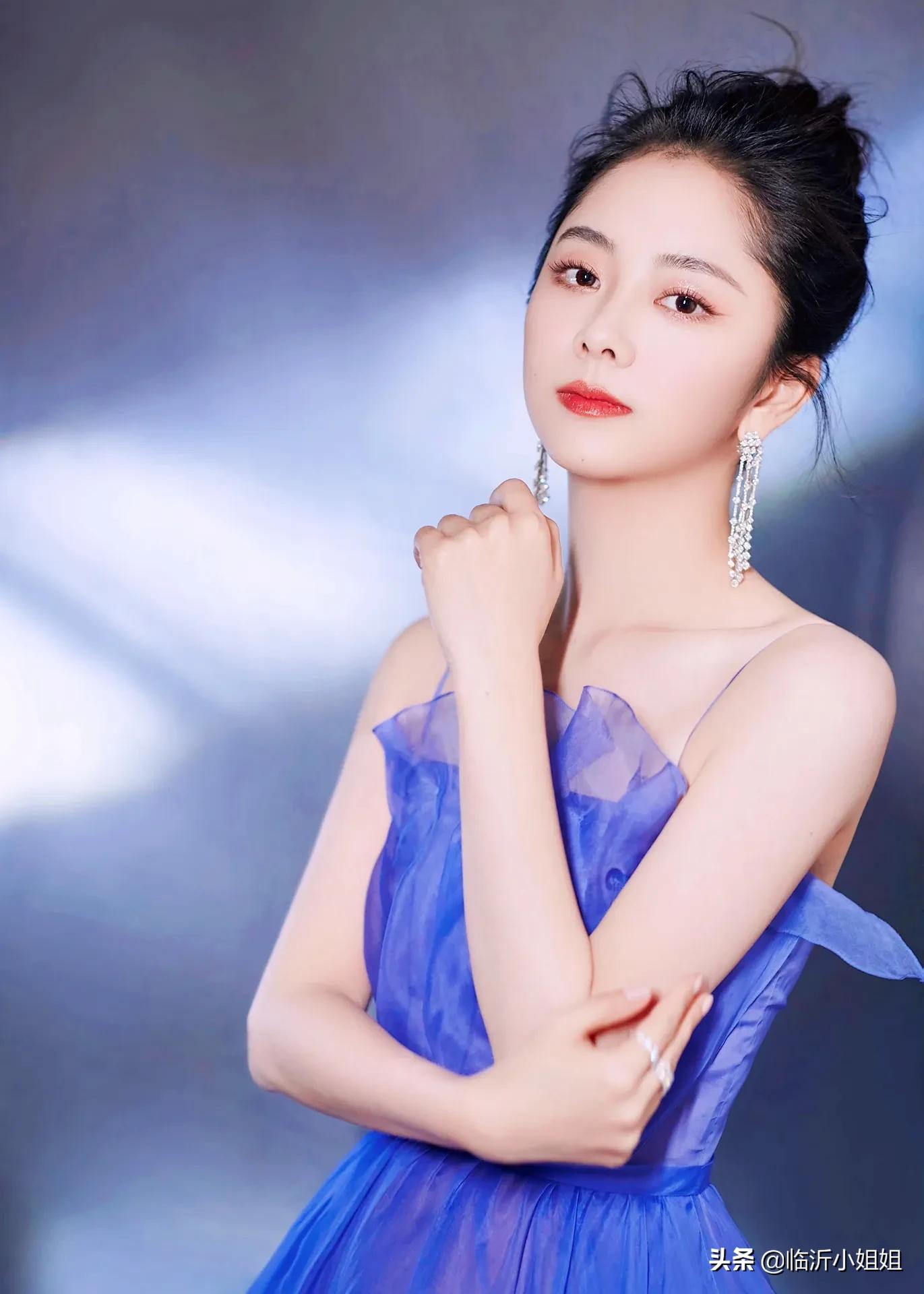 谭松韵，甜美可爱的精致美少女，灵动唯美的气息扑面而来