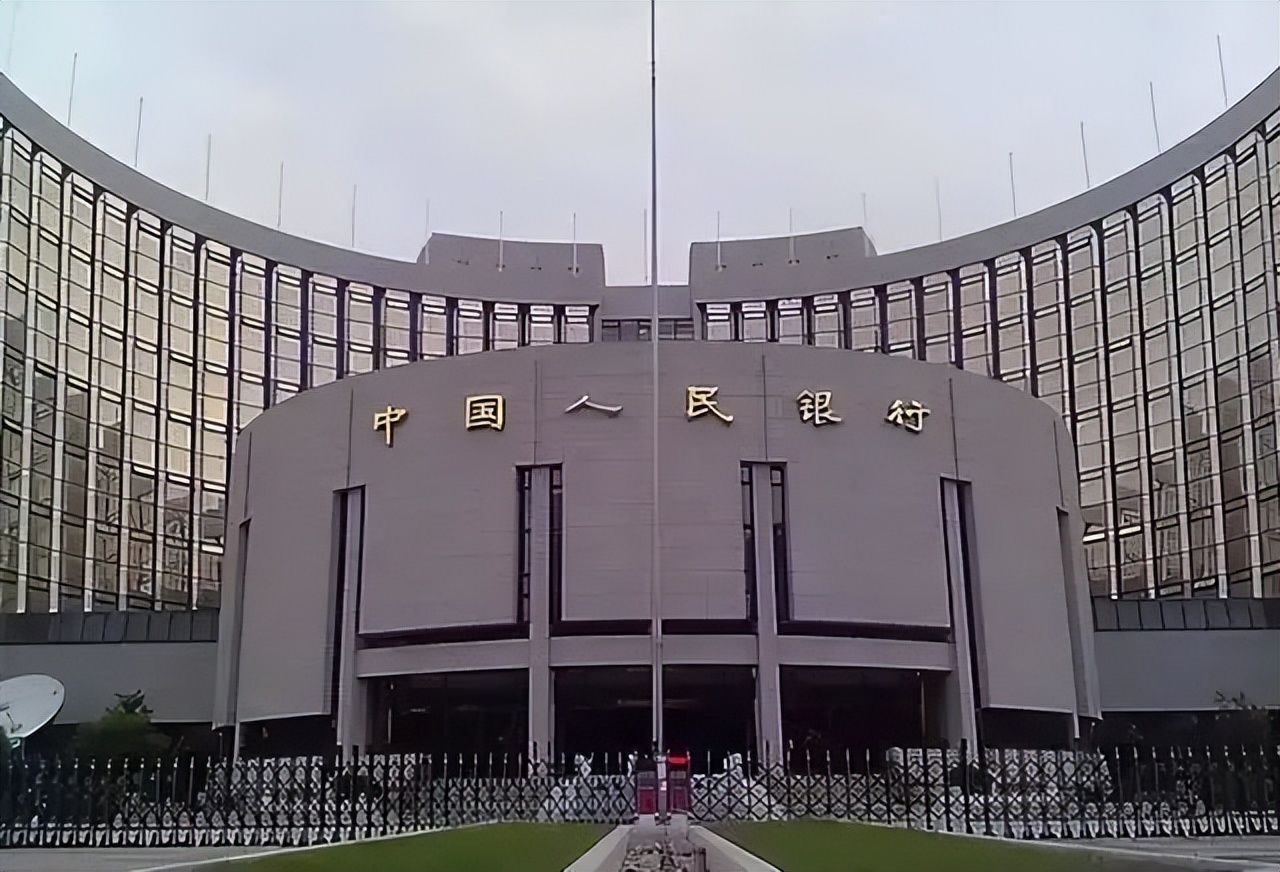 央行今日进行100亿元7天期逆回购操作 今日港股开盘 恒指涨幅0.42%