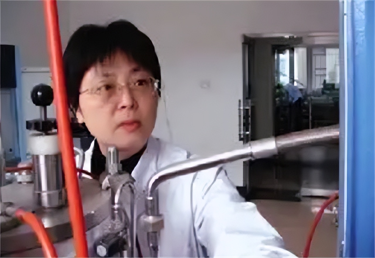 女英雄陈薇，结婚30年没做过家务，丈夫：做家务是对她才能的浪费