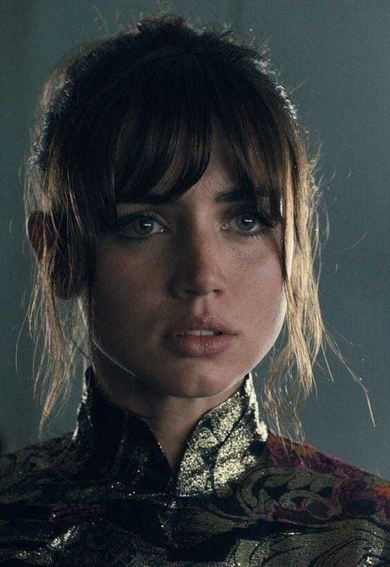 美国人眼中的纯欲系女神：揣着300美元离开古巴，如今征服好莱坞