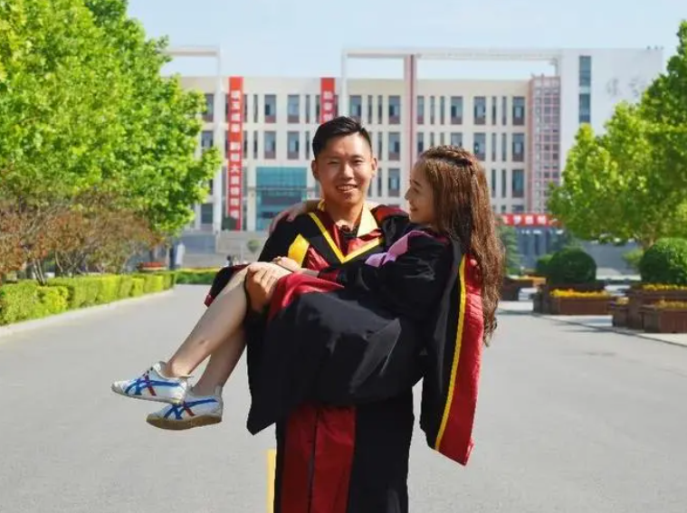 大学“理想女友”身高排名，女神标准不增反降，男生说出内心想法