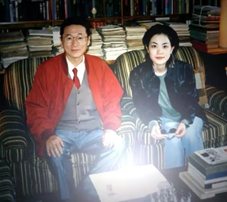 王菲爱过的5个男人，都是“弟弟辈”最小小11岁，她怎能下得了手