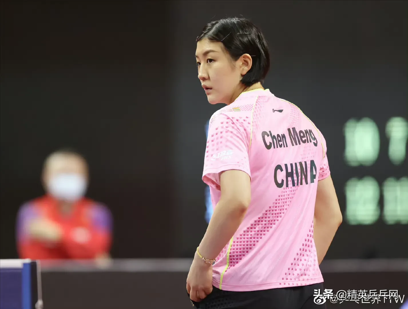 既然大满贯赛规格等同于世乒赛、奥运会，为何男女单打正赛不全程采用7局4胜制？