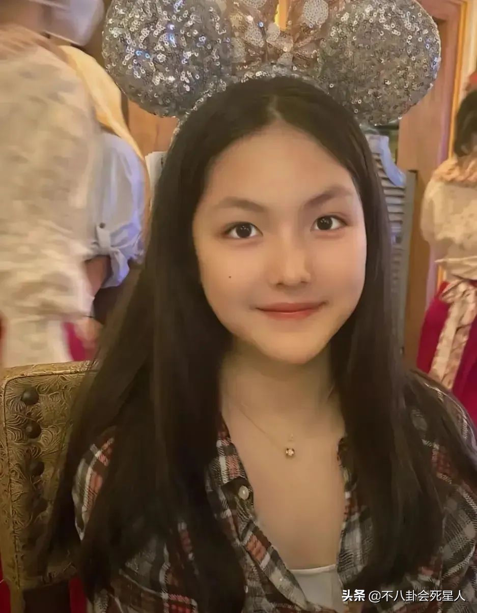 《爸哪》8位变化大的女孩，王诗龄减肥20斤变尖脸，曹格女儿成熟