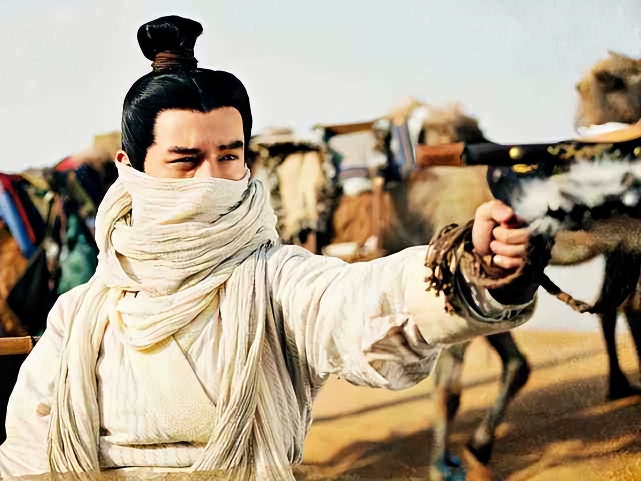 “病娇美男”别硬演，有人公子世无双，有人乡野村夫呆头鹅