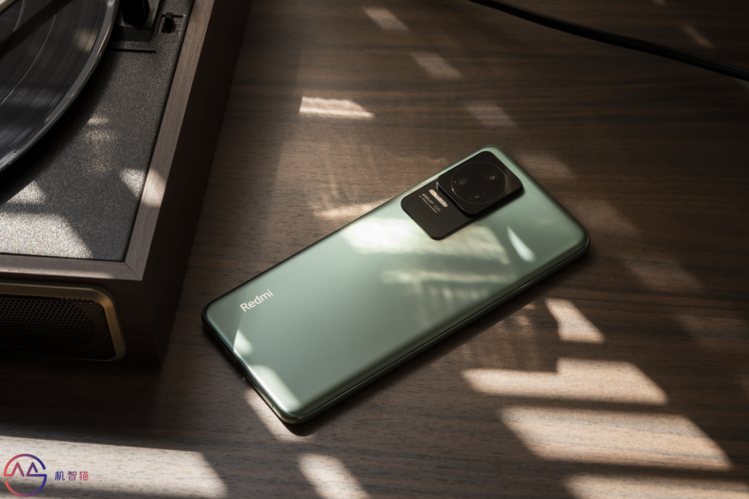 天气逐渐转暖，推荐几款性能强还不烫的手机