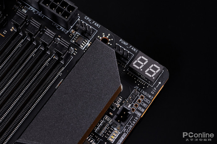 微星MEG Z690 ACE主板评测：规格全面升级的黑金战神