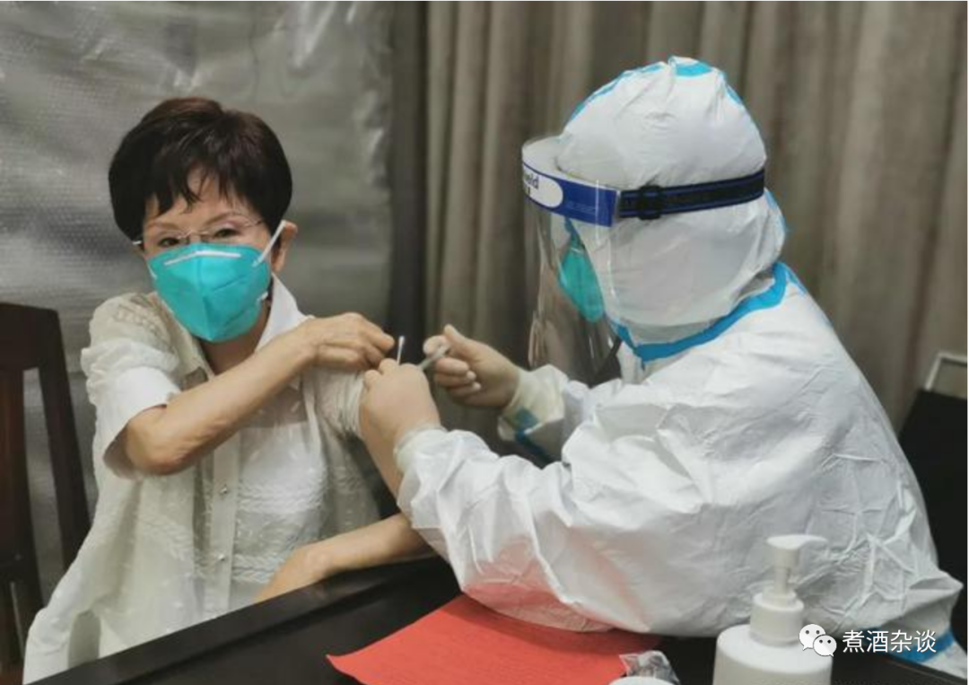 邱毅黄智贤增幅最大，游梓翔​洪秀柱增速最快，台湾人士在陆粉丝数