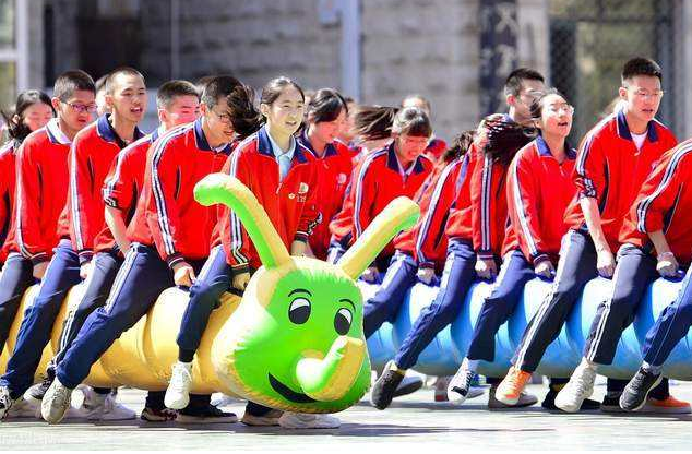 中小学生再迎“新改变”，“双增”来了，意外获得家长大力支持