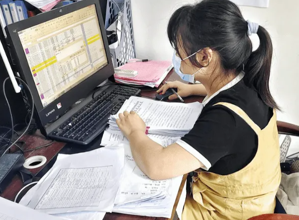 大学生写的“鲸落字体”火了，独特可爱又唯美，深受不少学生喜欢