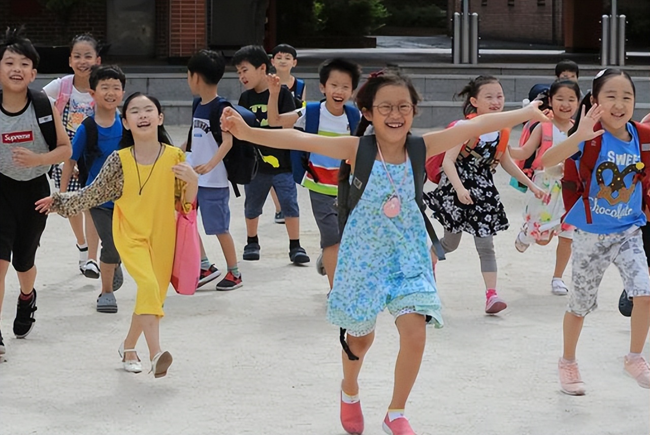 小学什么时候放暑假2022年？时间一敲定最长60天