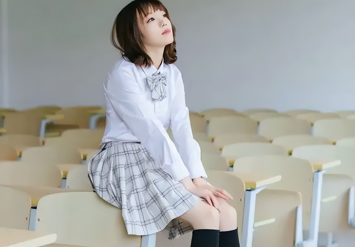 性感大学生照片全集（大学生JK制服毕业照）