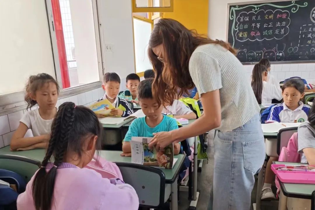 深化“双减”工作，落实“五项管理”|籍田小学排查课外读物