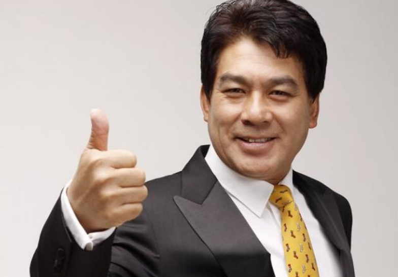 朱时茂：与妻子结婚42年零绯闻，为何年过半百绯闻却不断？