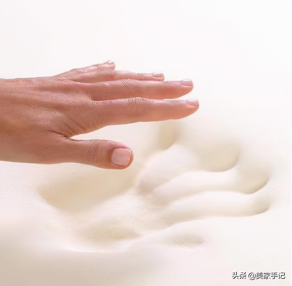 臥室裝潢的這個翻車現場，是無數中國家庭的通病，請大家引以為戒