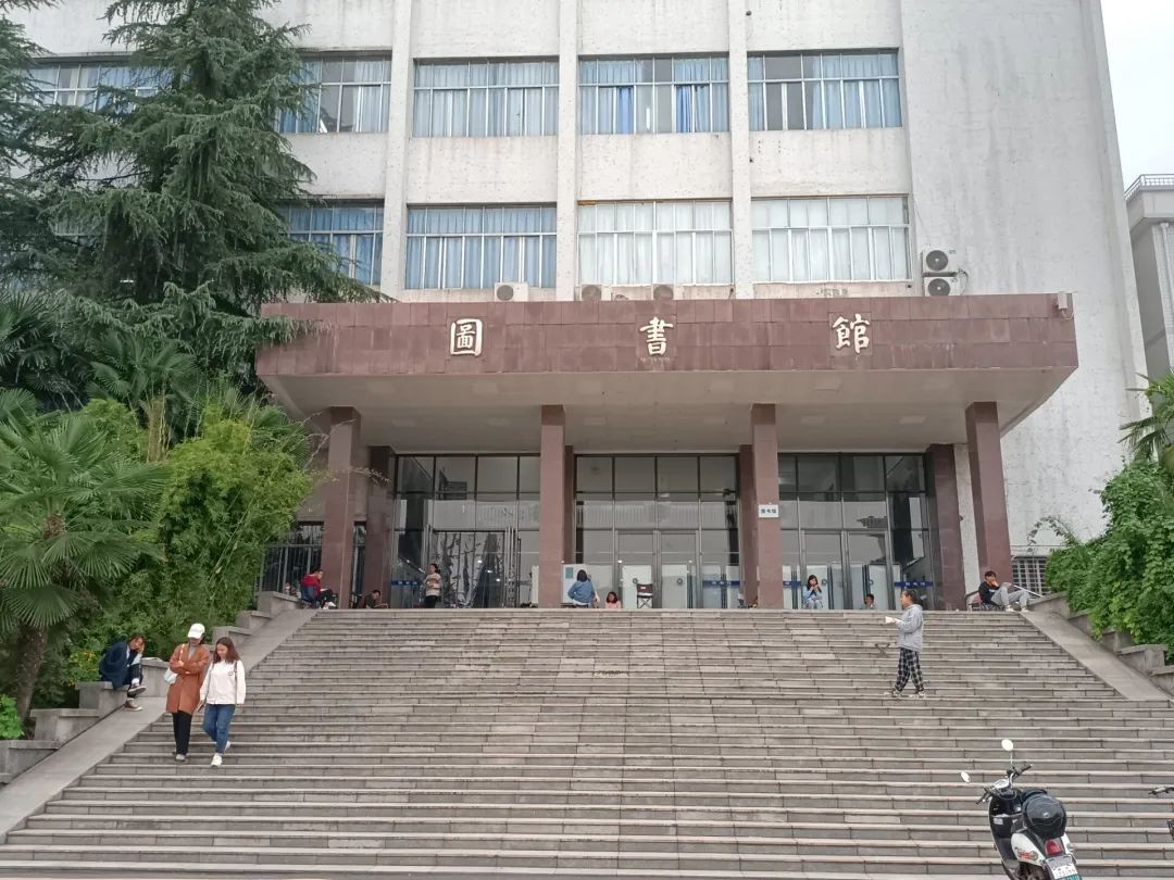 坐拥5大精致食堂，斥资80万建自习室，湖北这所大学超有幸福感