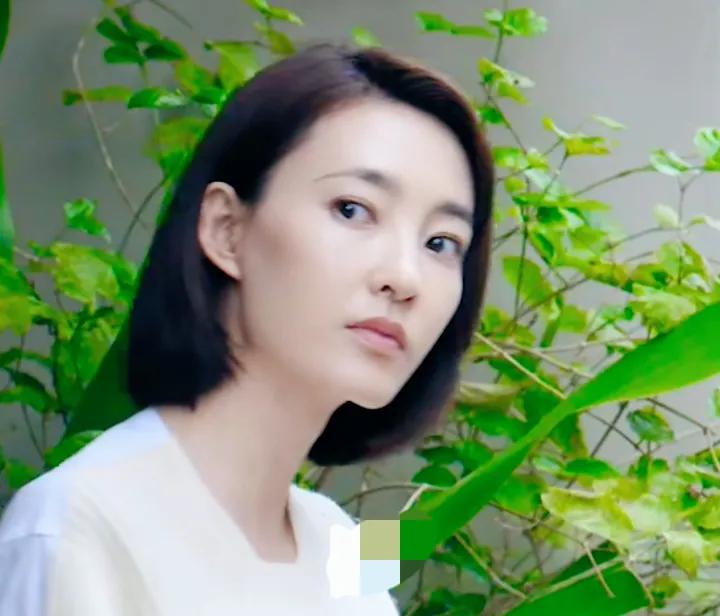 谁说女星素颜定翻车？这5位，不用化妆，素颜照常养眼，美如仙女