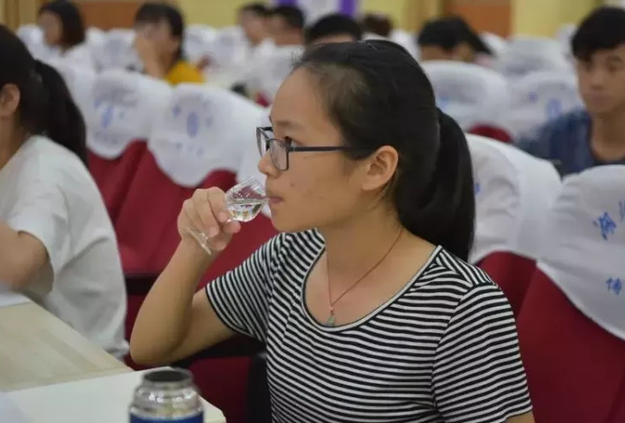 2022年双一流高校放假时间安排，部分地区或提前，家长喜忧参半